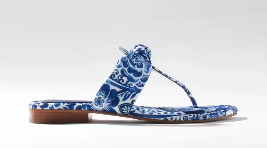 Print Knotted Thong Sandals