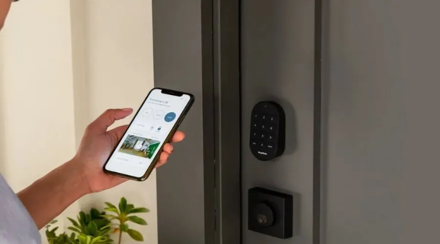 How Do Smart Door Locks Work