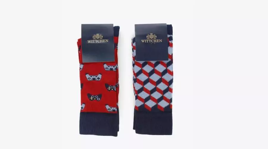 Men's socks with a modern pattern