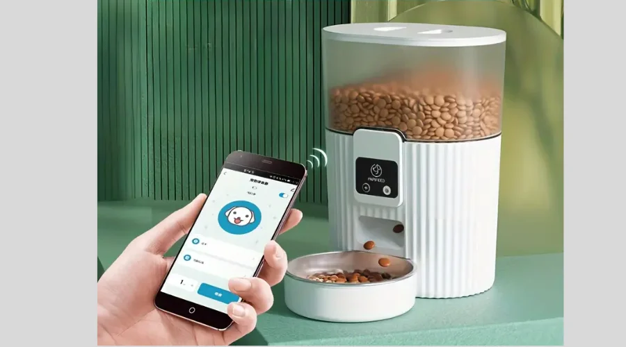 PAPIFEED Wi-Fi Automatic Pet Feeder - Scheduled Feeding, Remote Monitoring